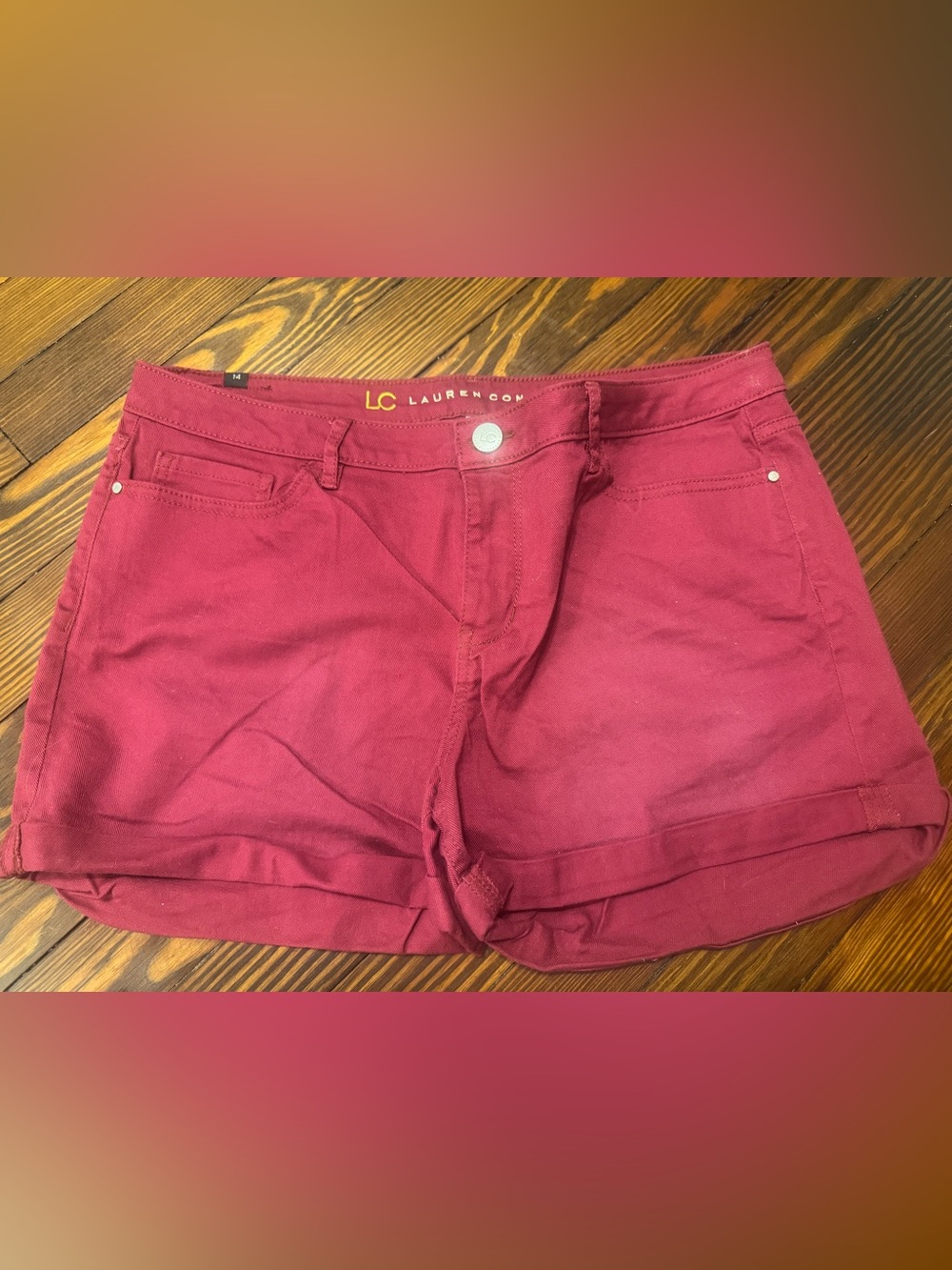 LC Lauren Conrad Women’s Wine/Burgundy Cuffed Chino Shorts Size 14